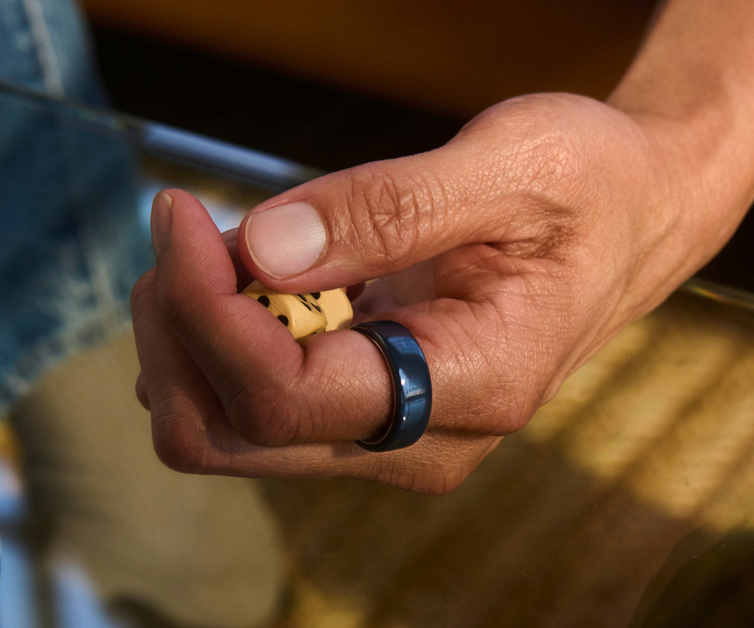 Oura Ring 4 Ceramic - Media 3